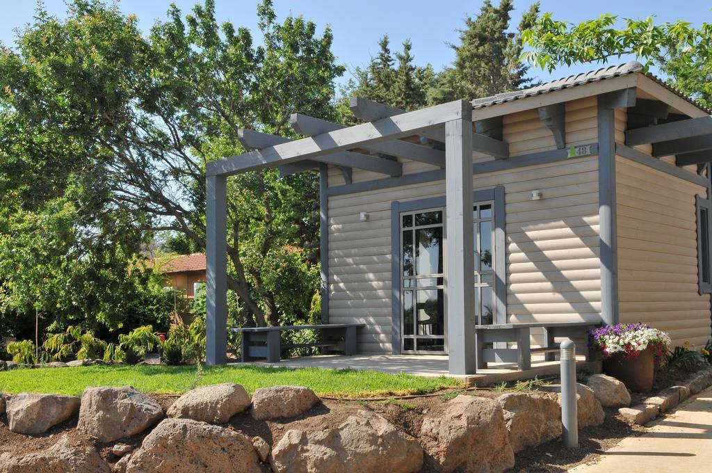 Вілла Etnachta Kibbutz Afik Екстер'єр фото